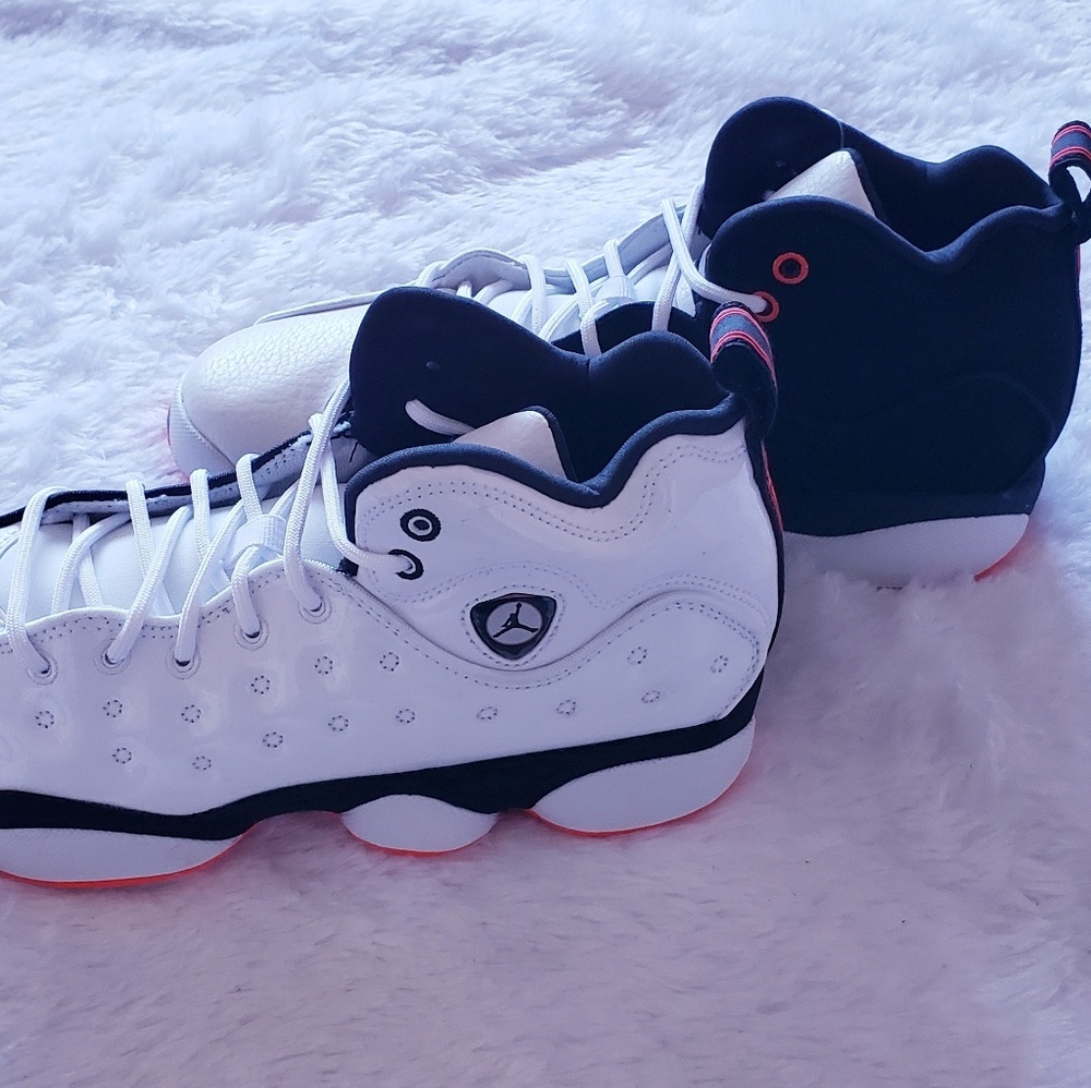 New Youth Jordan Jumpman Team II - Picture 3 of 8